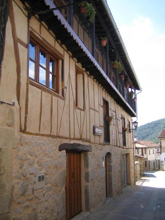 La Herrera Ll San Esteban de la Sierra Bagian luar foto